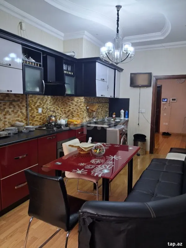 Satılır 2 otaqlı yeni tikili 86 m²