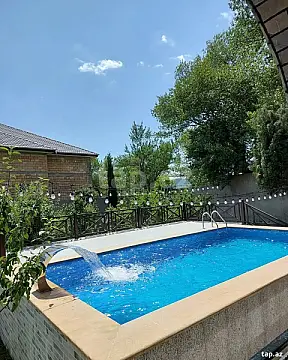 Kirayə verilir 6 otaqlı həyət evi