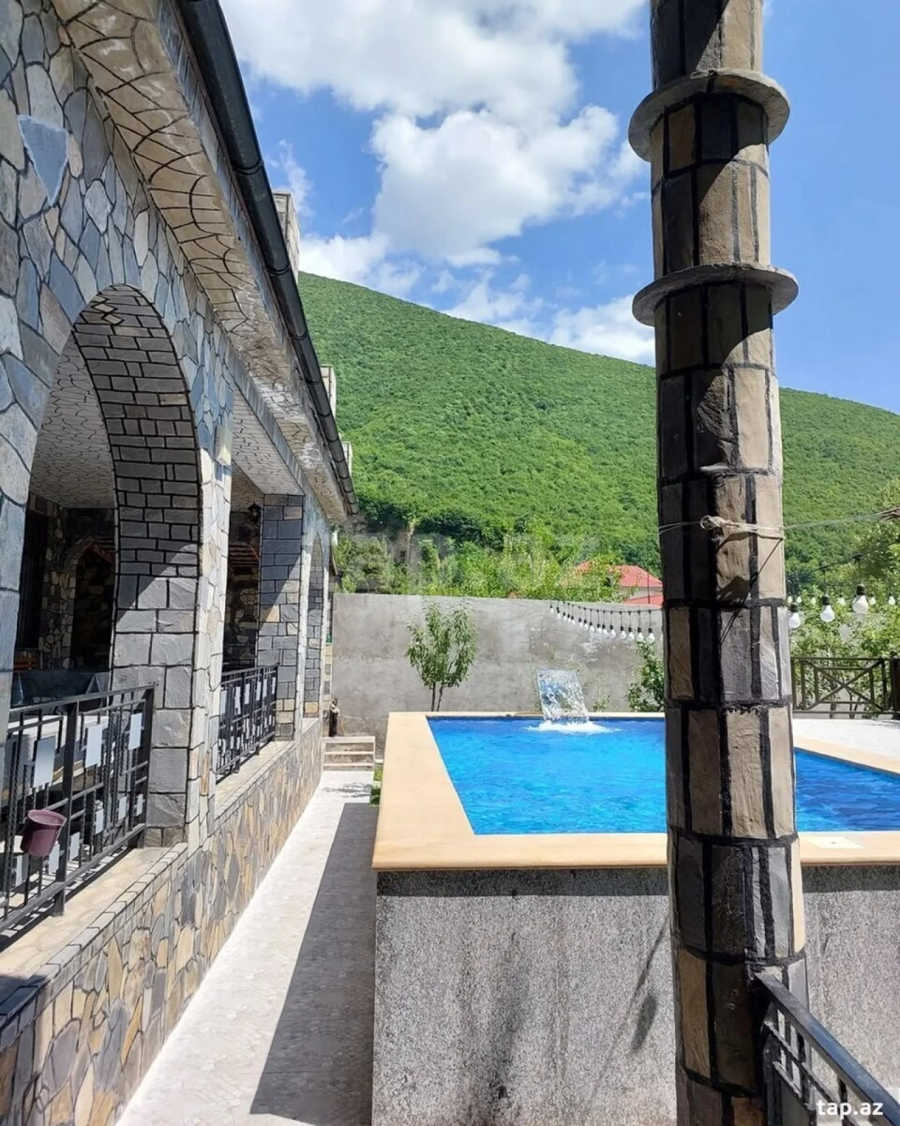 Kirayə verilir 6 otaqlı həyət evi