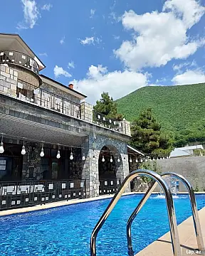 Kirayə verilir 6 otaqlı həyət evi