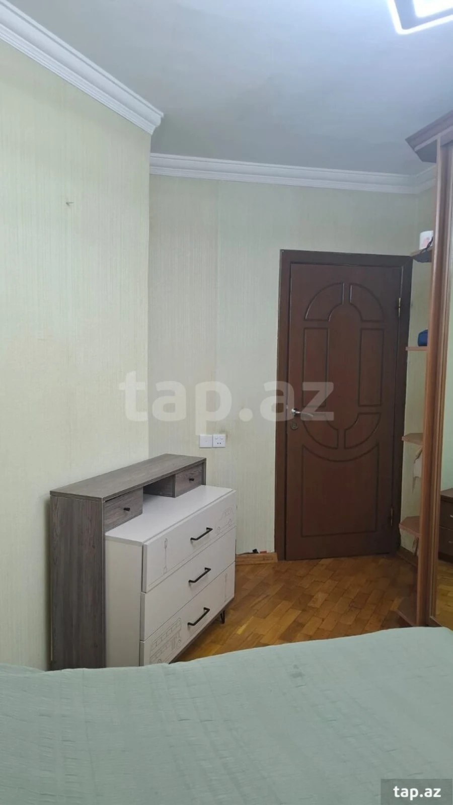 Satılır 3 otaqlı mənzil 70 m²