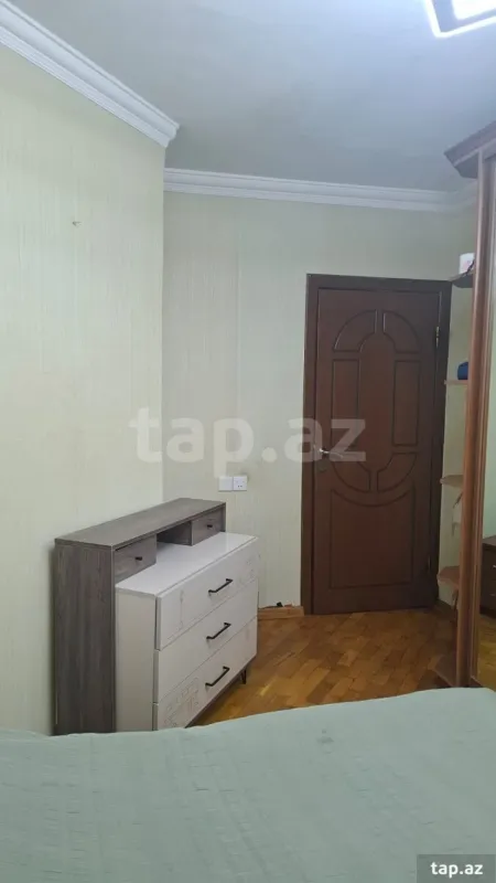 Satılır 3 otaqlı mənzil 70 m²