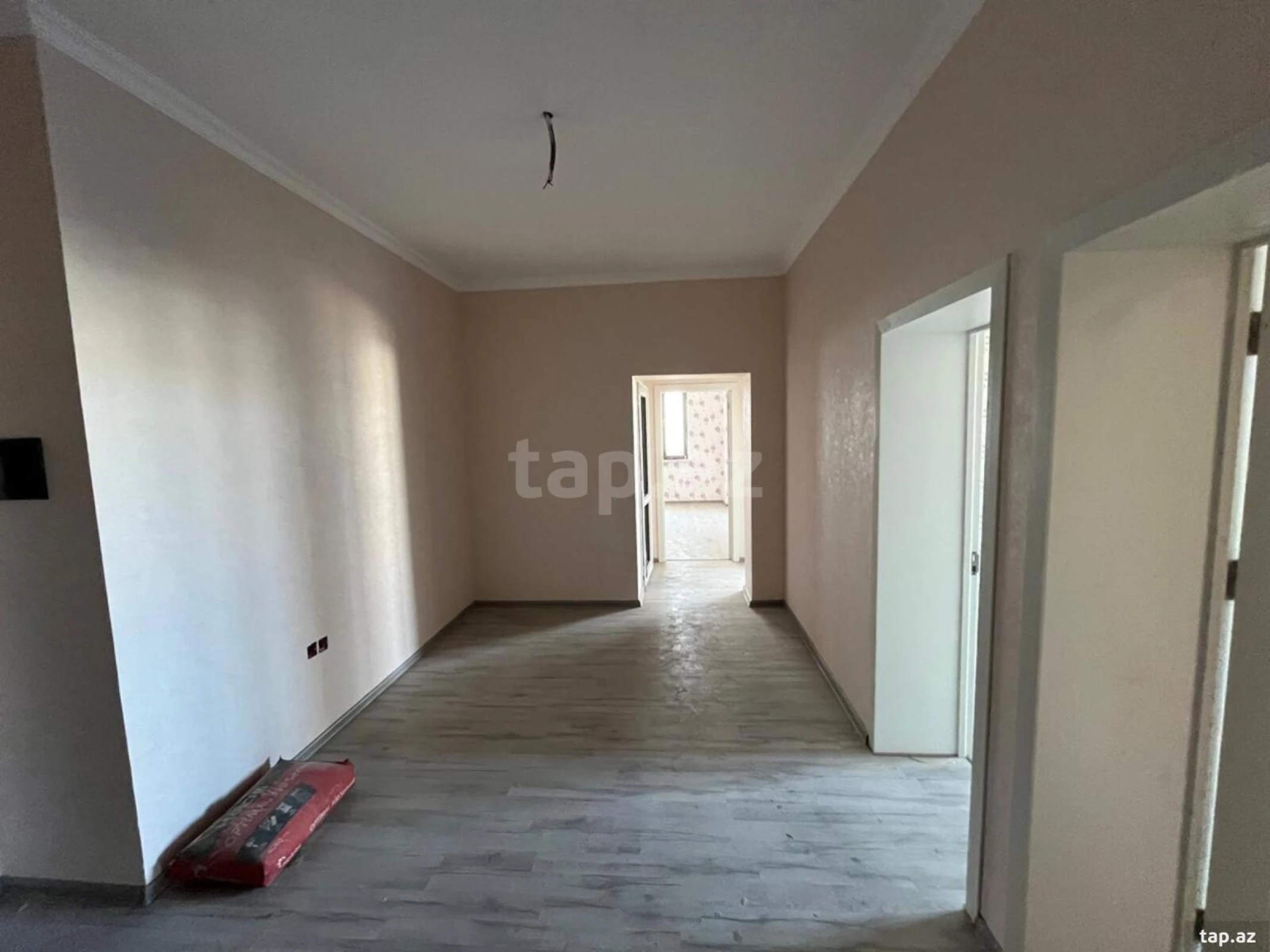 Satılır 3 otaqlı yeni tikili 155 m²