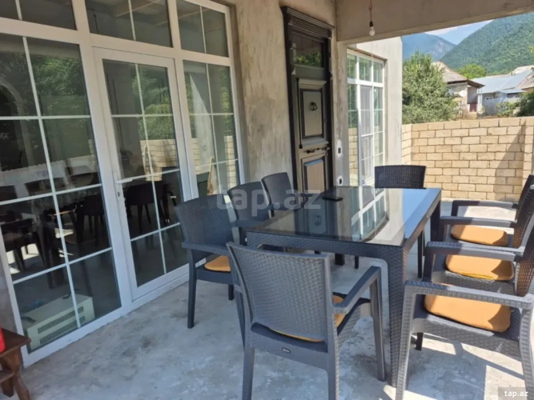 Kirayə verilir 4 otaqlı həyət evi 120 m²