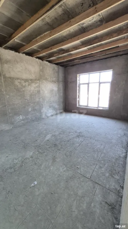 Satılır 3 otaqlı həyət evi