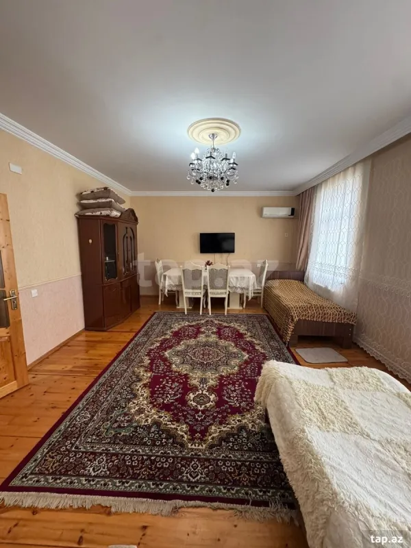 Satılır 3 otaqlı yeni tikili 100 m²