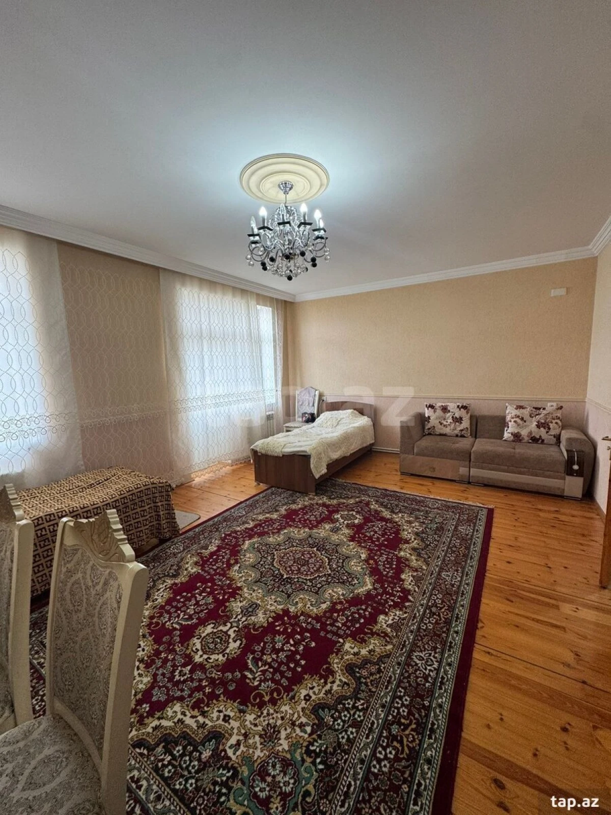 Satılır 3 otaqlı yeni tikili 100 m²