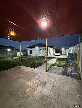 Kirayə verilir 3 otaqlı həyət evi — Bakı, Novxanı 3 otaq