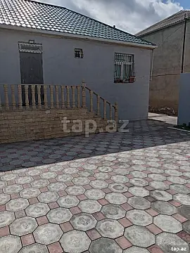 Satılır 3 otaqlı həyət evi