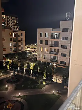 Kirayə verilir 3 otaqlı yeni tikili 100 m²