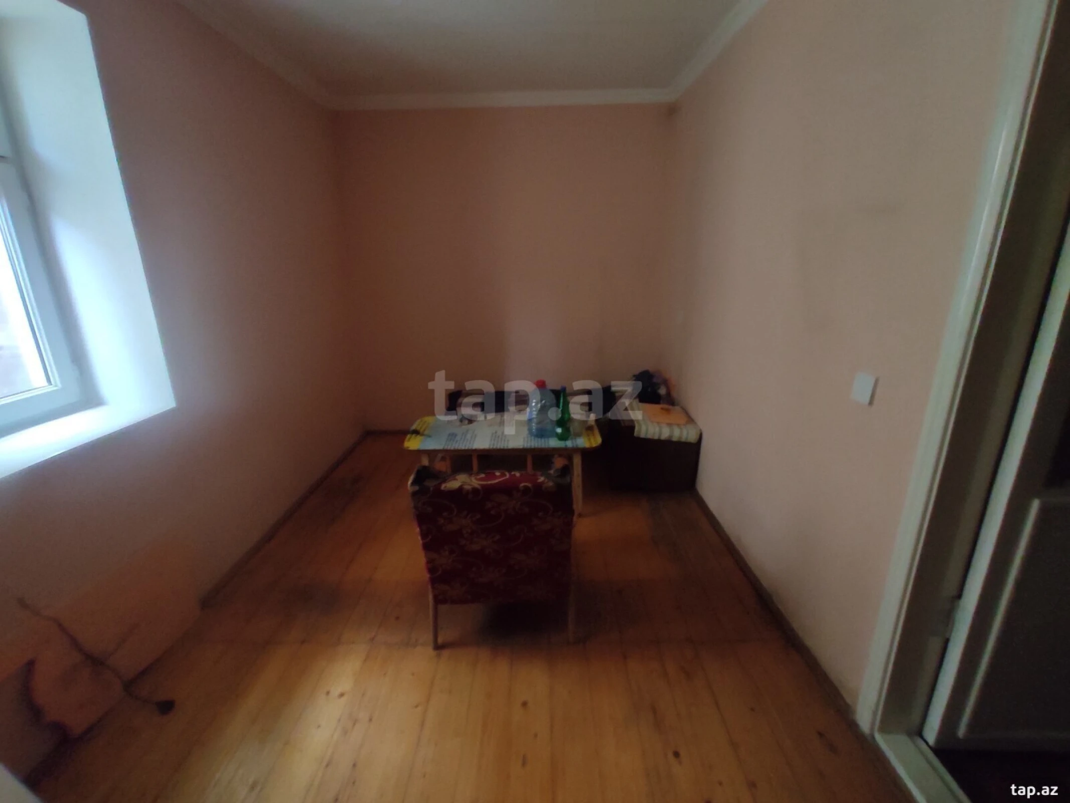 Satılır 4 otaqlı həyət evi