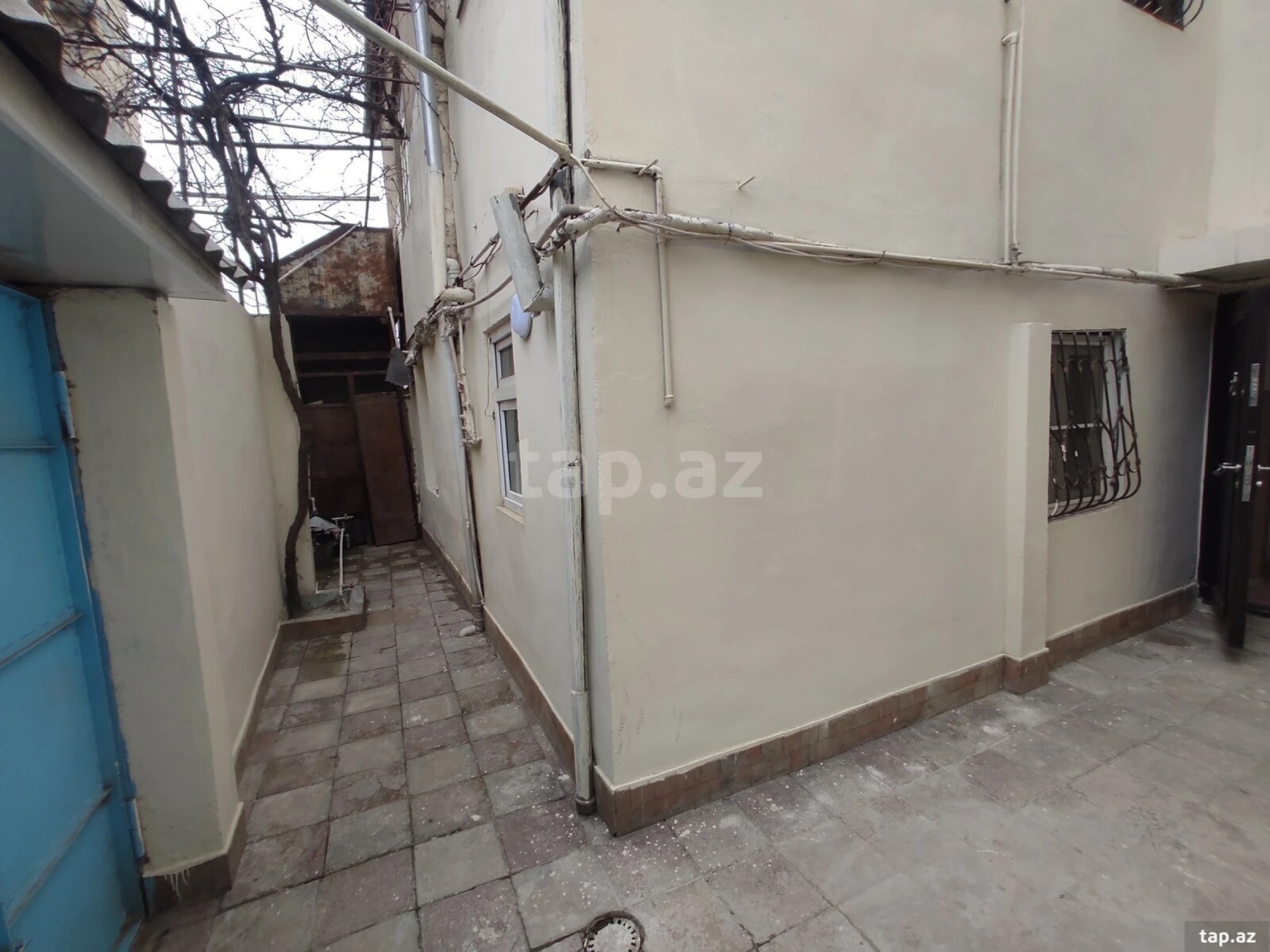 Satılır 4 otaqlı həyət evi