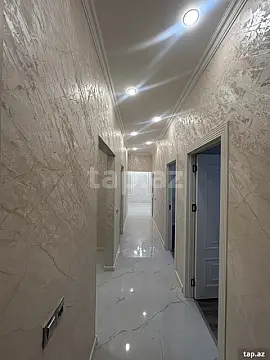 Satılır 4 otaqlı həyət evi