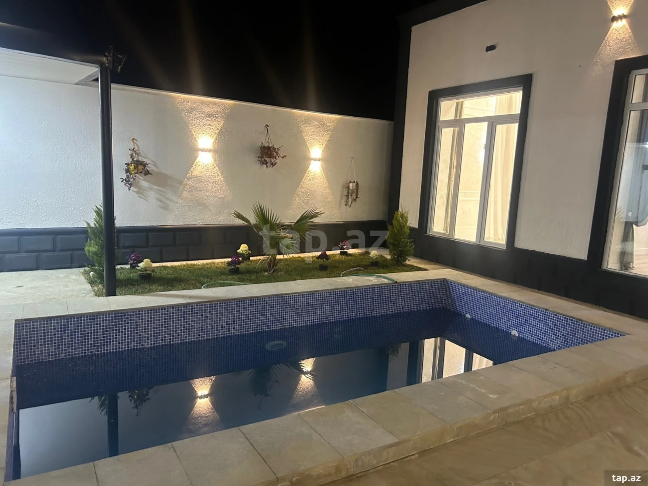 Satılır 4 otaqlı həyət evi