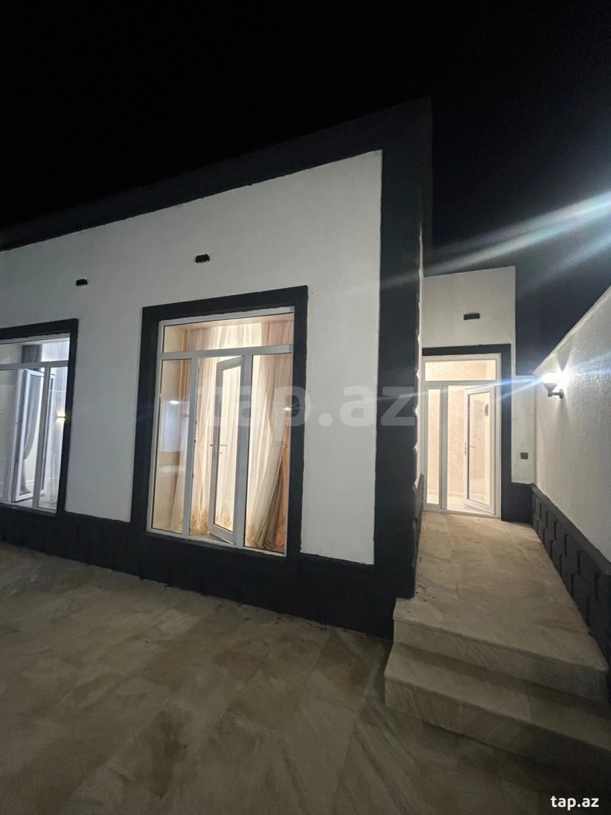 Satılır 4 otaqlı həyət evi