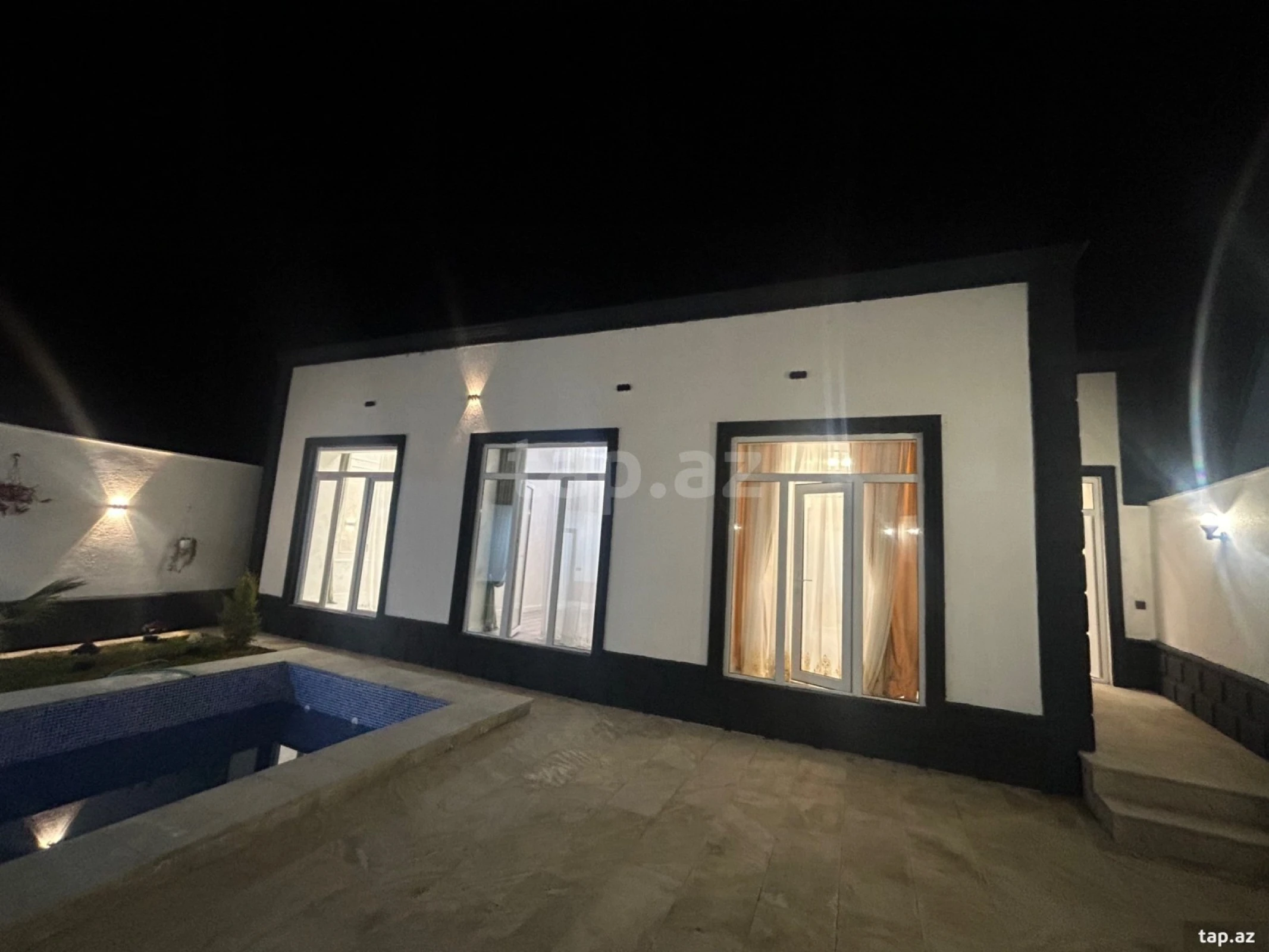 Satılır 4 otaqlı həyət evi