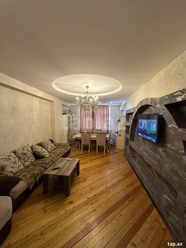 Satılır 2 otaqlı yeni tikili 110 m²