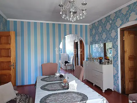 Satılır 7 otaqlı həyət evi