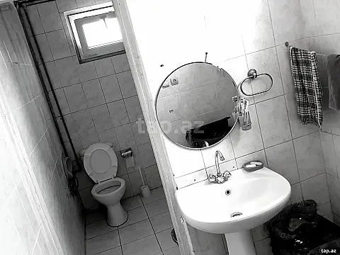 Satılır 7 otaqlı həyət evi