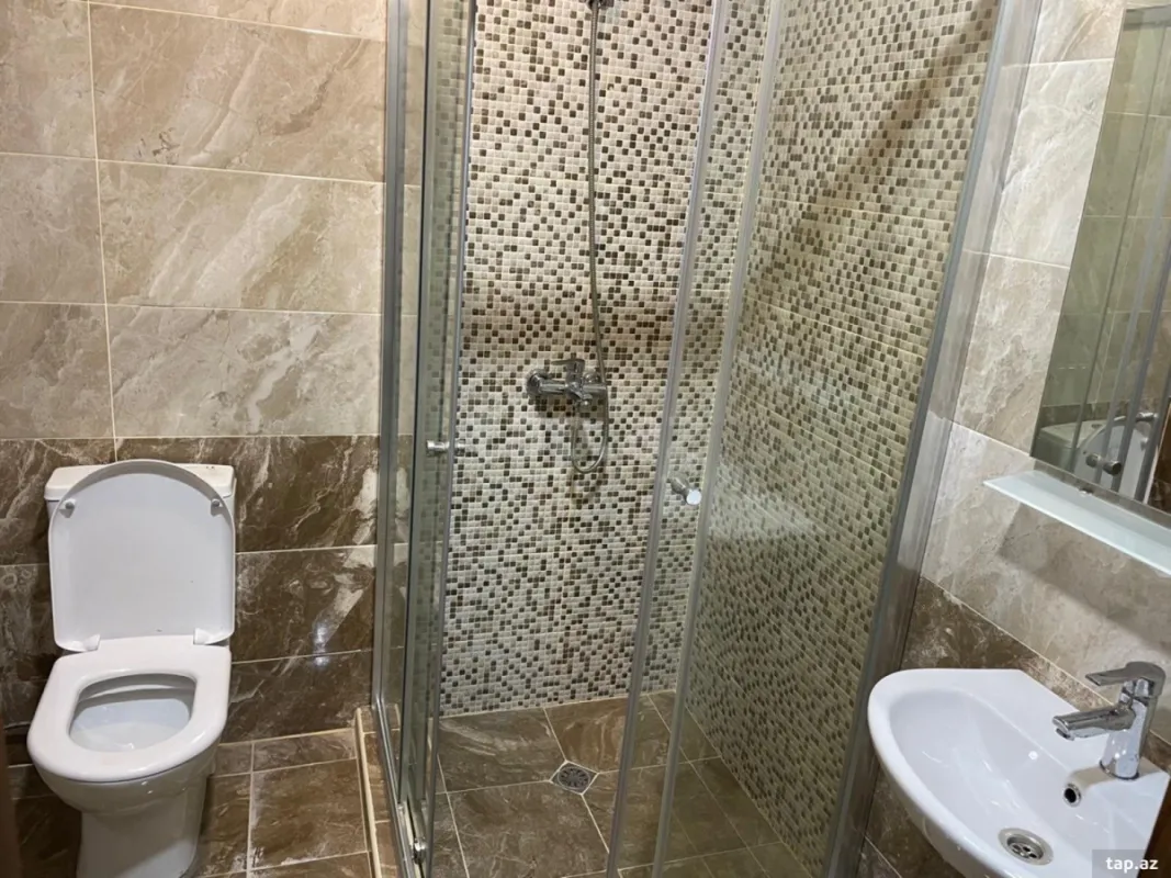 Kirayə verilir 2 otaqlı yeni tikili 70 m²