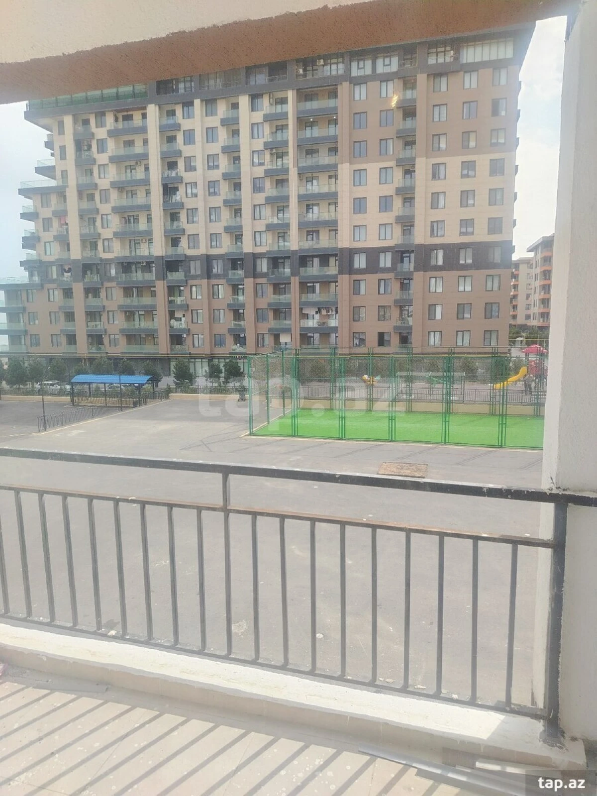 Kirayə verilir 2 otaqlı yeni tikili 94 m²