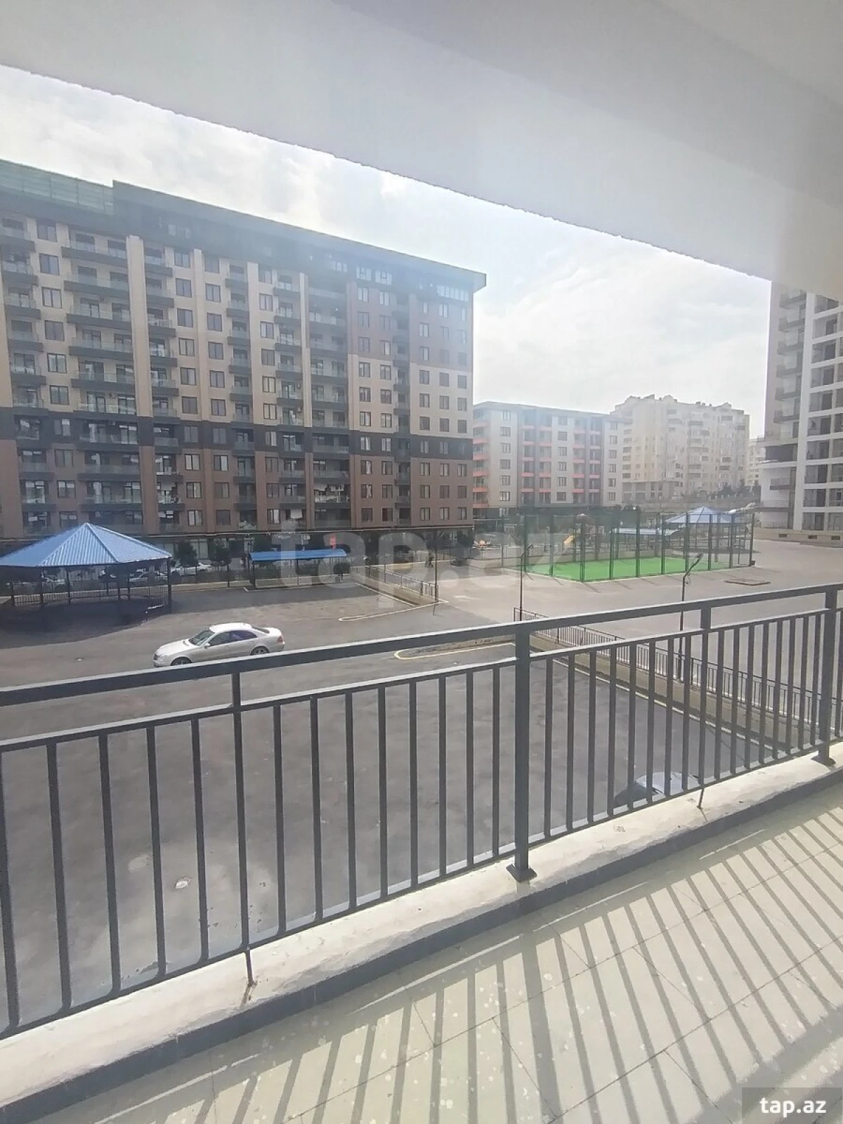 Kirayə verilir 2 otaqlı yeni tikili 94 m²