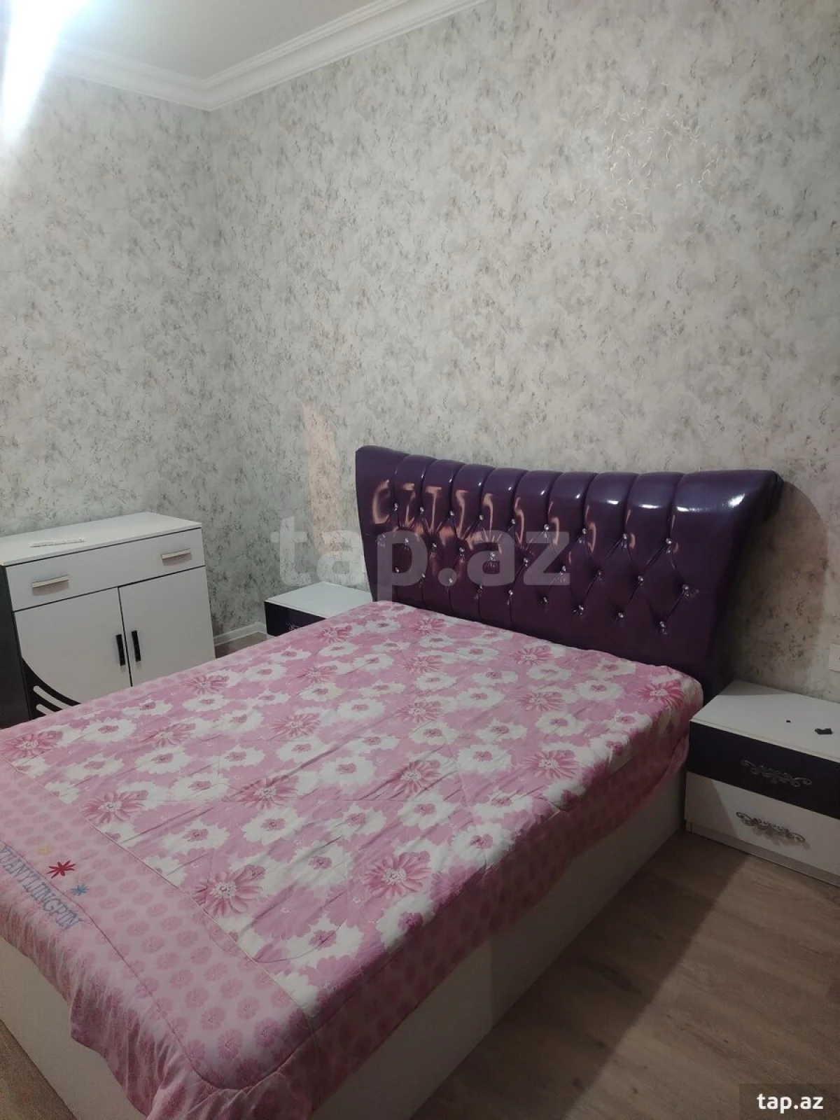 Kirayə verilir 2 otaqlı yeni tikili 94 m²