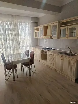 Kirayə verilir 2 otaqlı yeni tikili 94 m²