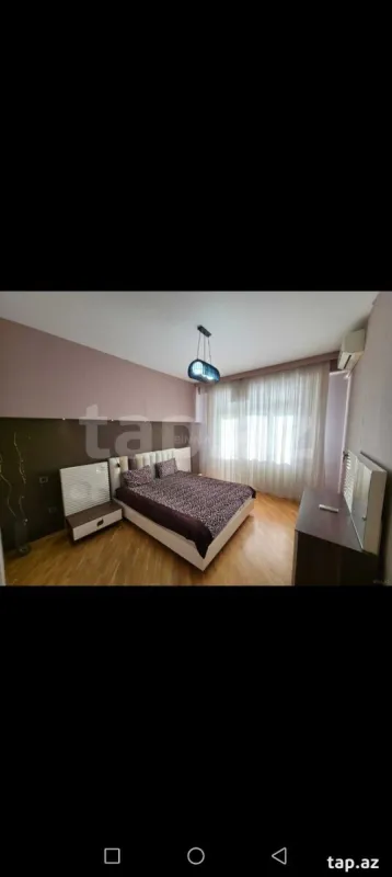 Kirayə verilir 2 otaqlı yeni tikili 100 m²