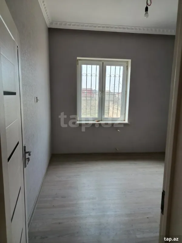 Satılır 3 otaqlı həyət evi