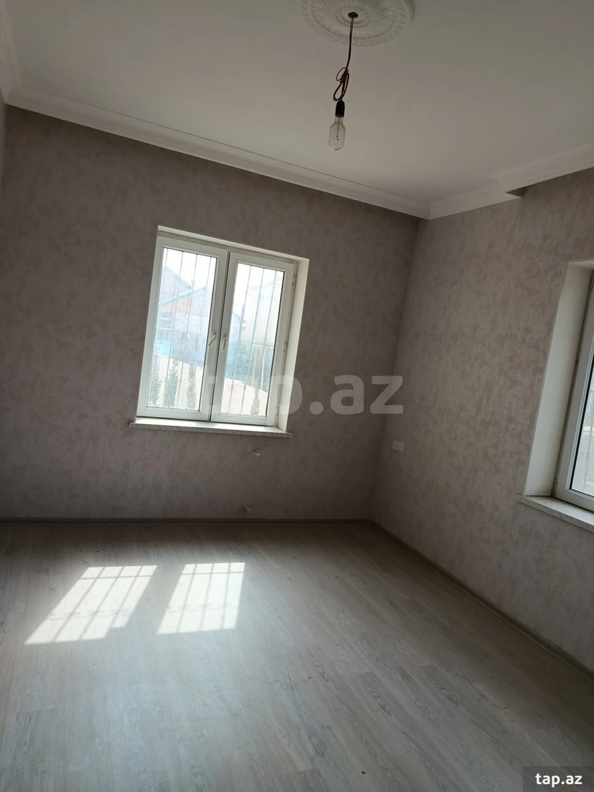 Satılır 3 otaqlı həyət evi