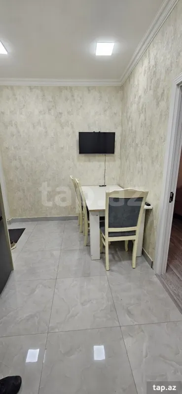 Kirayə verilir 2 otaqlı yeni tikili 60 m²