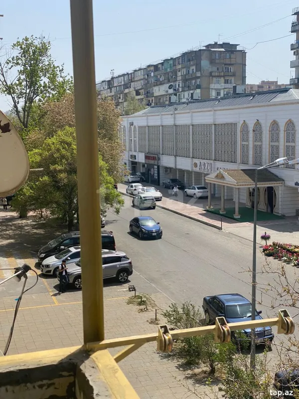 Satılır 3 otaqlı mənzil 85 m²