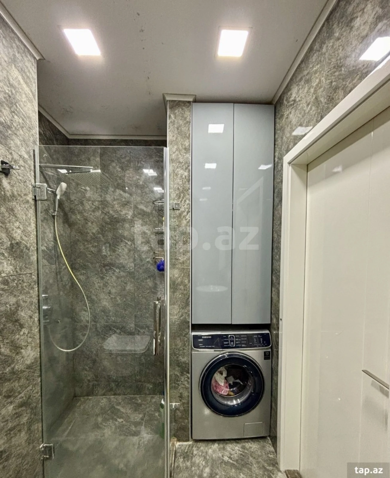 Kirayə verilir 2 otaqlı yeni tikili 65 m²