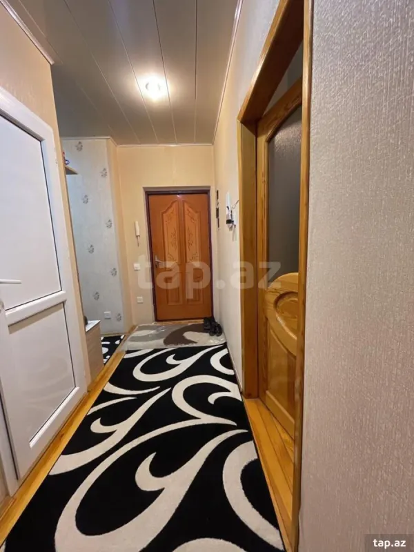 Kirayə verilir 2 otaqlı yeni tikili 70 m²