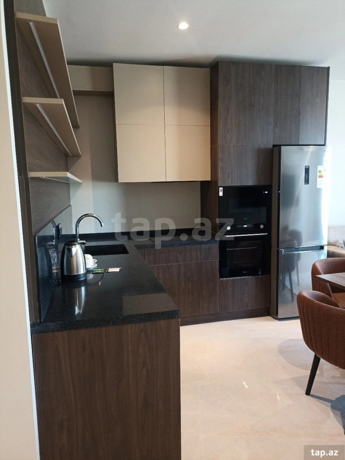 Satılır 2 otaqlı yeni tikili 99.3 m²