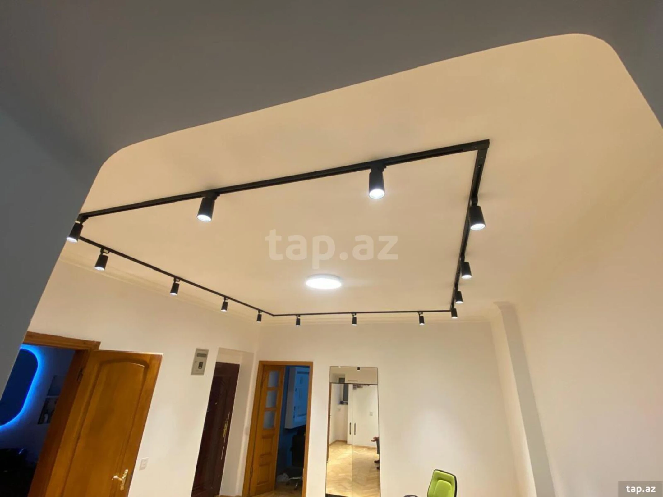 Kirayə verilir 2 otaqlı mənzil 55 m²