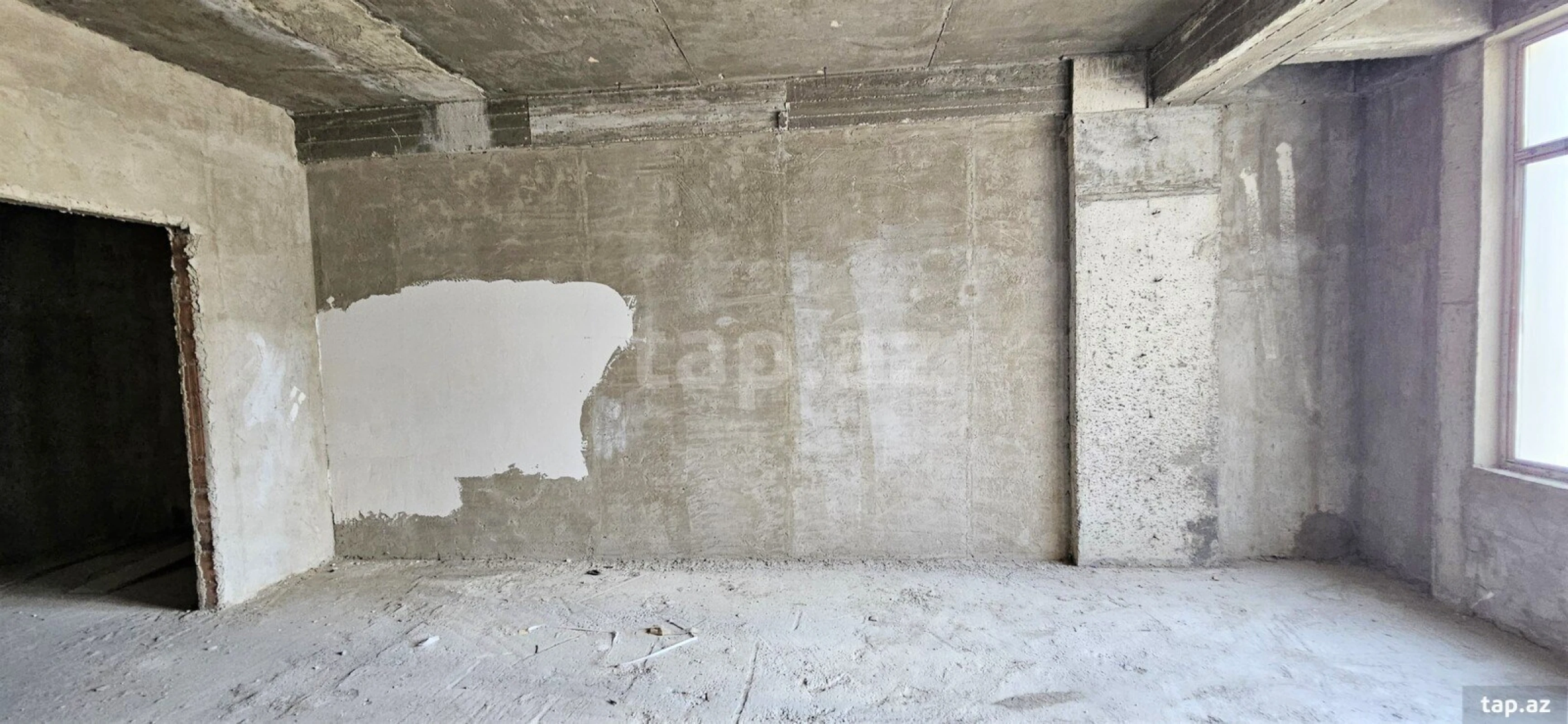 Satılır 3 otaqlı yeni tikili 153.8 m²