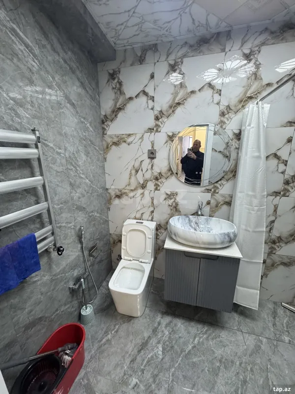 Kirayə verilir 2 otaqlı yeni tikili 70 m²