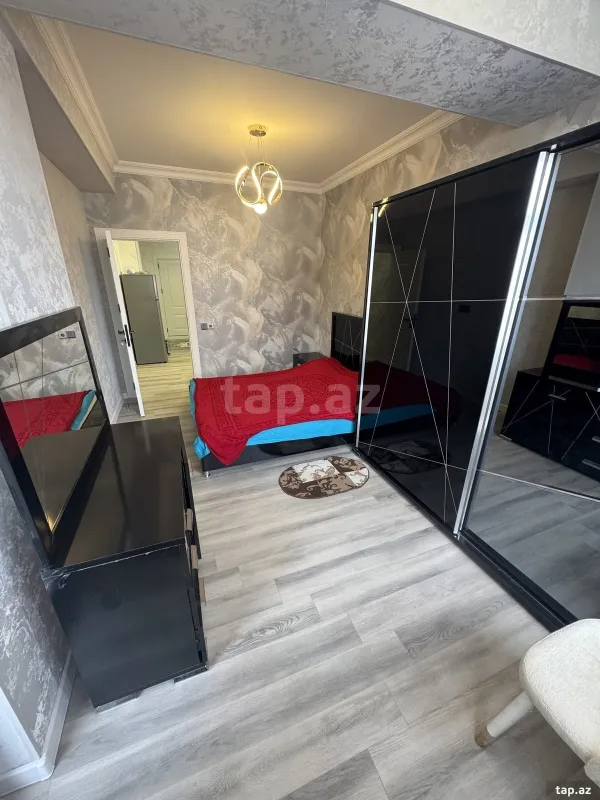 Kirayə verilir 2 otaqlı yeni tikili 70 m²