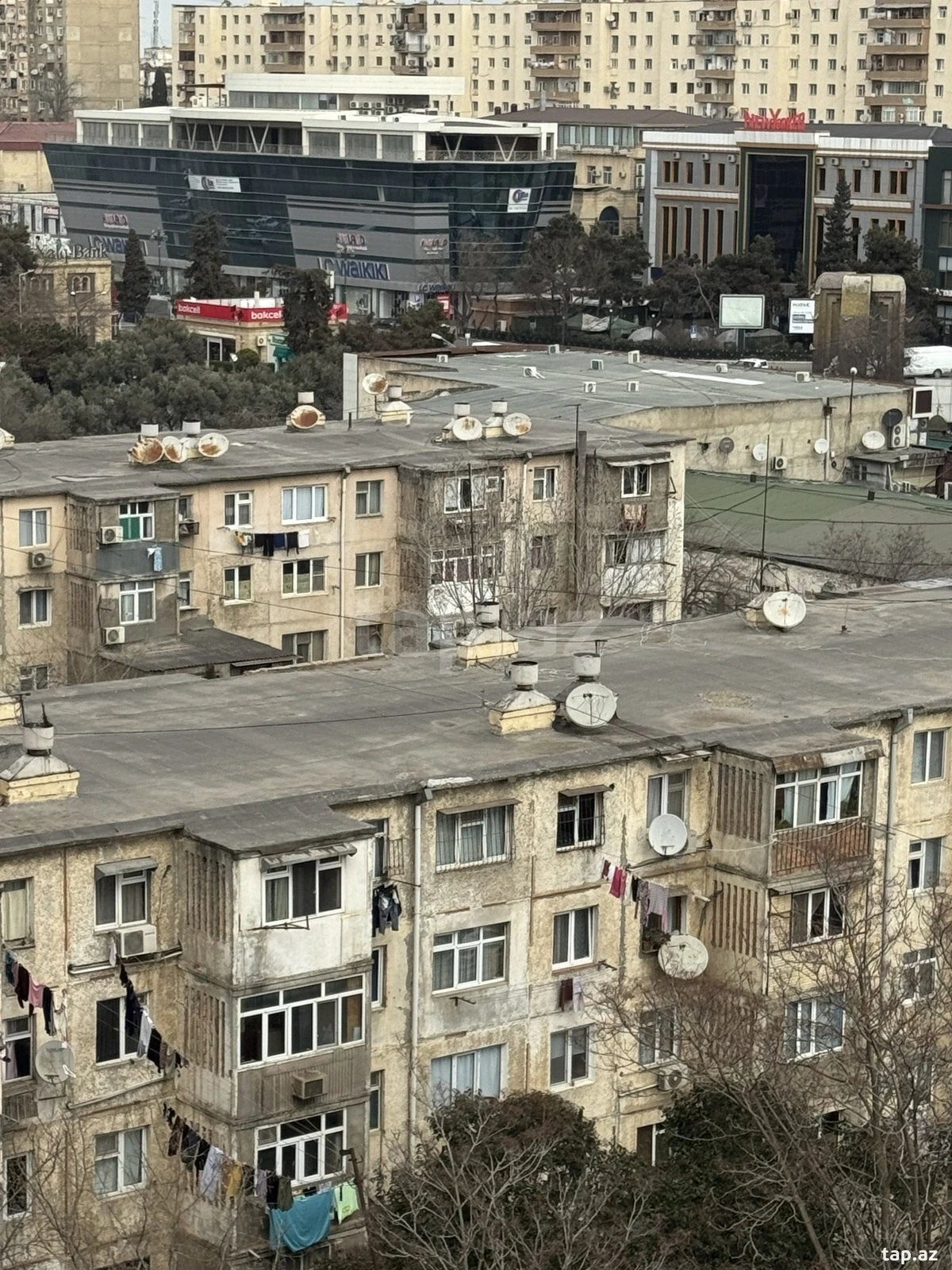 Kirayə verilir 2 otaqlı yeni tikili 70 m²