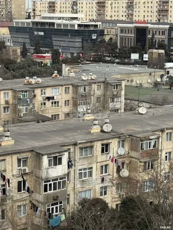 Kirayə verilir 2 otaqlı yeni tikili 70 m²