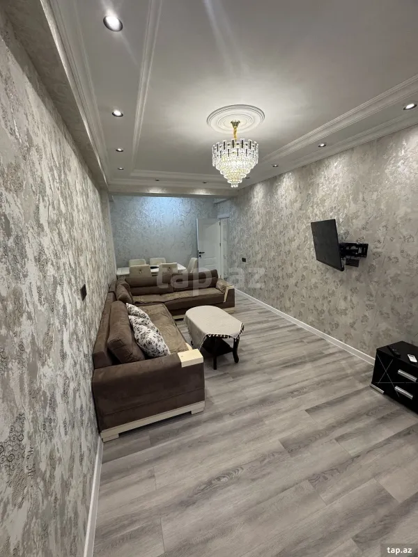 Kirayə verilir 2 otaqlı yeni tikili 70 m²