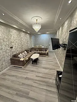 Kirayə verilir 2 otaqlı yeni tikili 70 m²