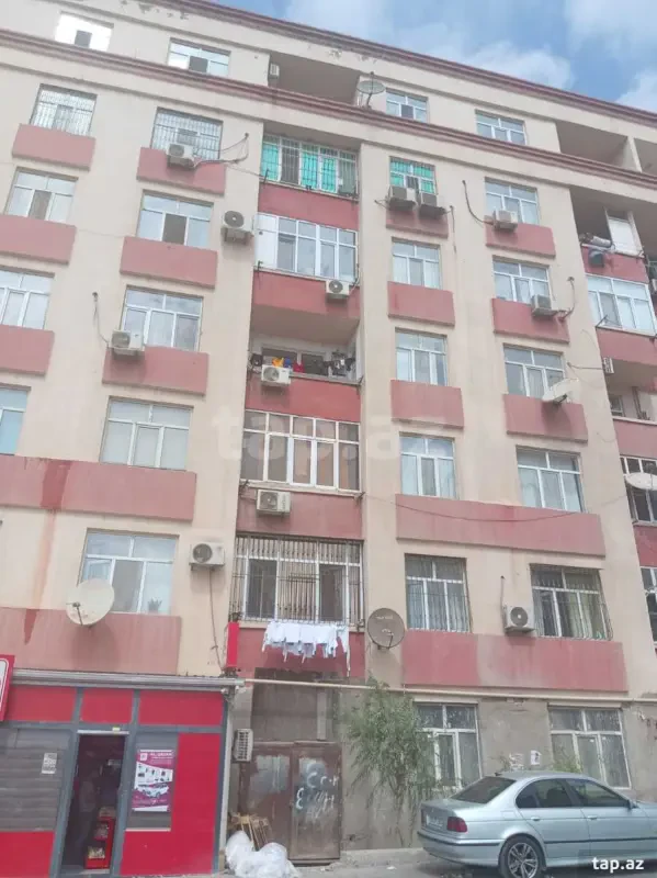 Satılır 3 otaqlı yeni tikili 70 m²