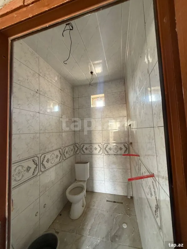Satılır 3 otaqlı həyət evi 200 m²