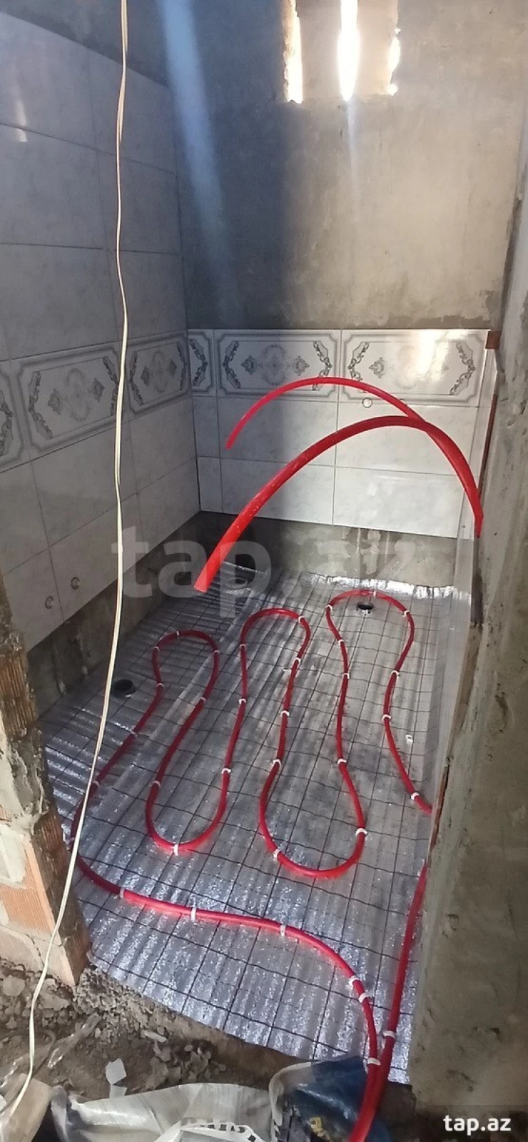 Satılır 3 otaqlı həyət evi 200 m²