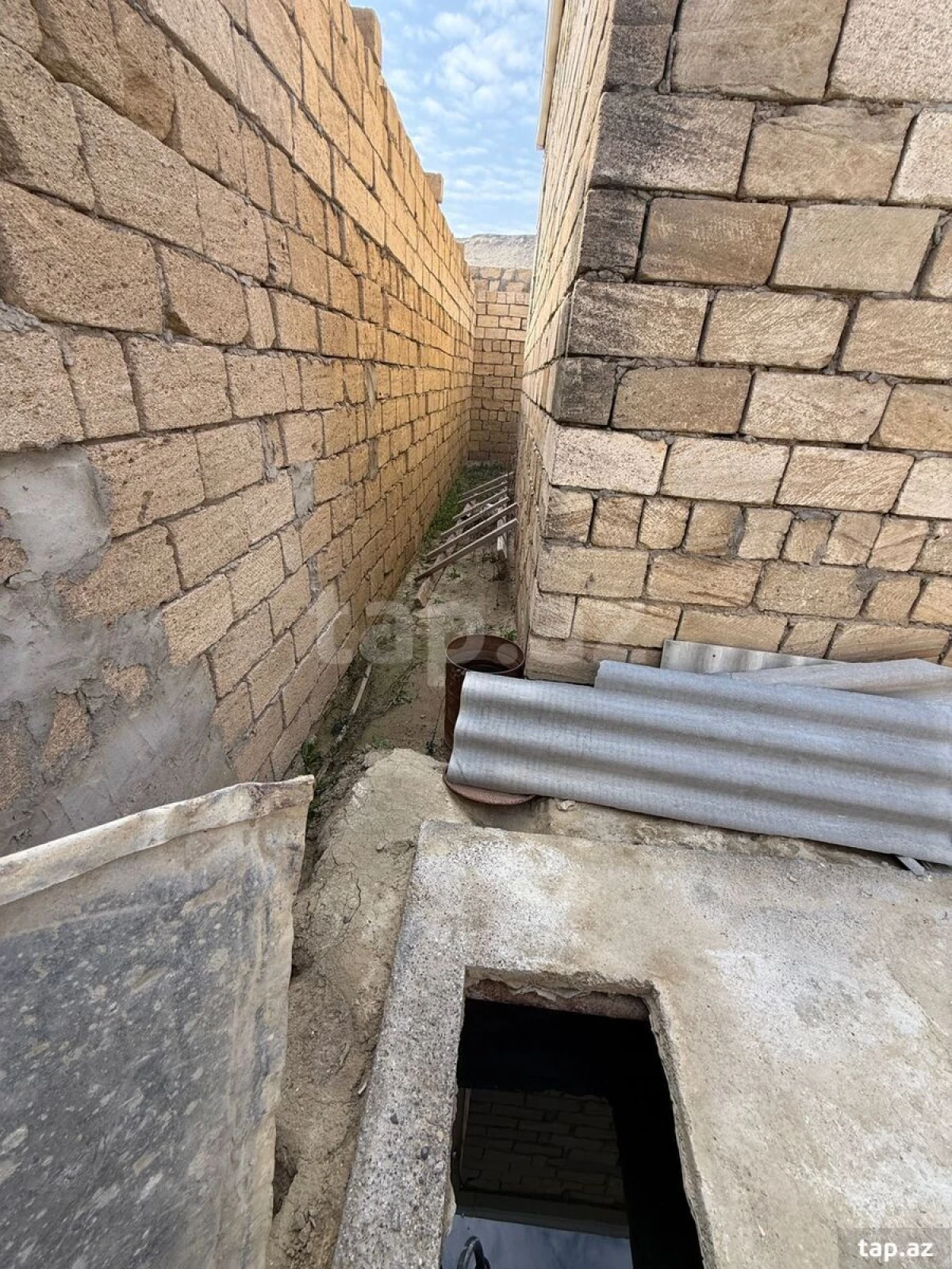 Satılır 3 otaqlı həyət evi 200 m²