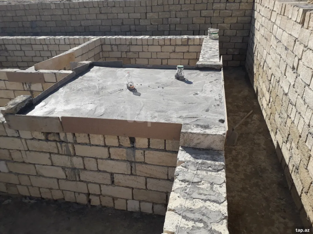 Satılır 3 otaqlı həyət evi 200 m²