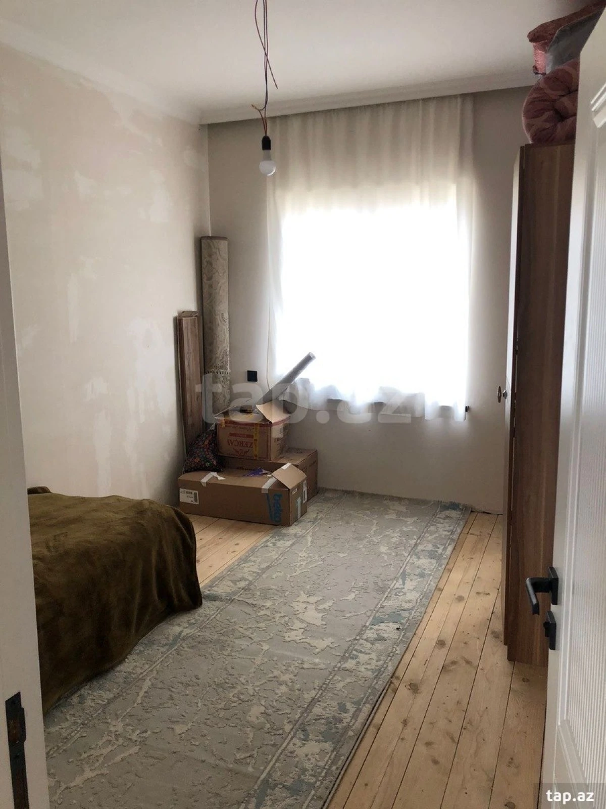 Satılır 4 otaqlı həyət evi